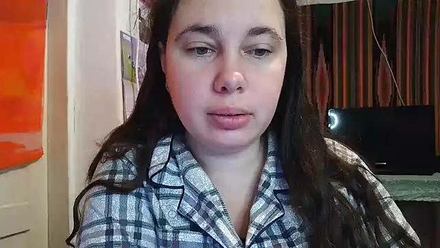 Cora Maro online show from 10.22.25