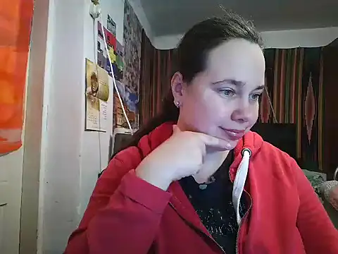 Cora Maro online show from 12.05.25