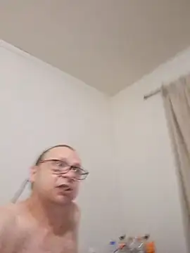 fastesttongue1680 online show from 03.14.25