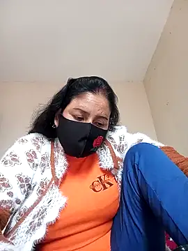 Snapshot of Neha-Roy chatting on 01.05.25 Neha-Roy online show from 01.05.25