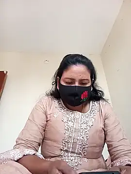 Snapshot of Neha-Roy chatting on 01.07.25 Neha-Roy online show from 01.07.25