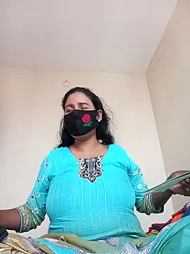Snapshot of Neha-Roy chatting on 01.16.25 Neha-Roy online show from 01.16.25