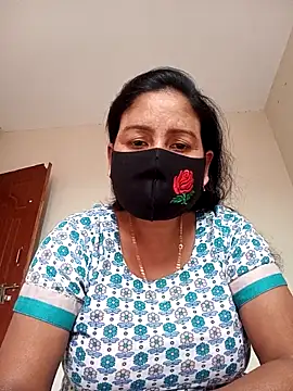Snapshot of Neha-Roy chatting on 03.08.25 Neha-Roy online show from 03.08.25
