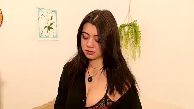 Zoe Benson online show from 10.12.25