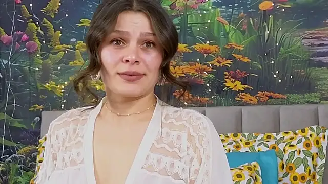 MadameDeFeu online show from 02.14.25