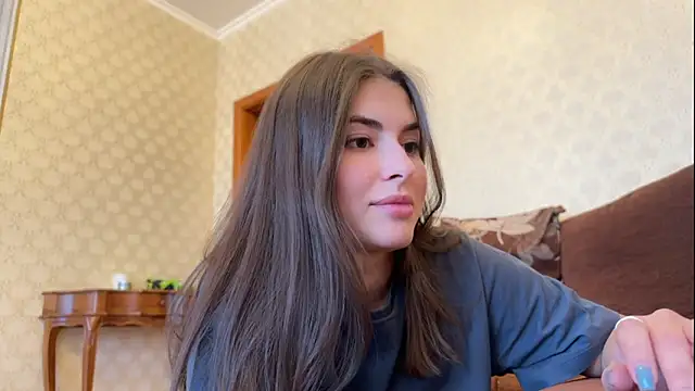 Snapshot of AmiCumOn chatting on 02.03.25 AmiCumOn online show from 02.03.25