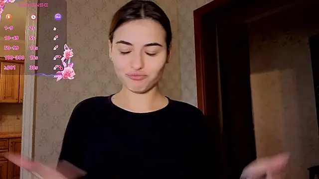 Snapshot of AmiCumOn chatting on 09.09.25 AmiCumOn online show from 09.09.25