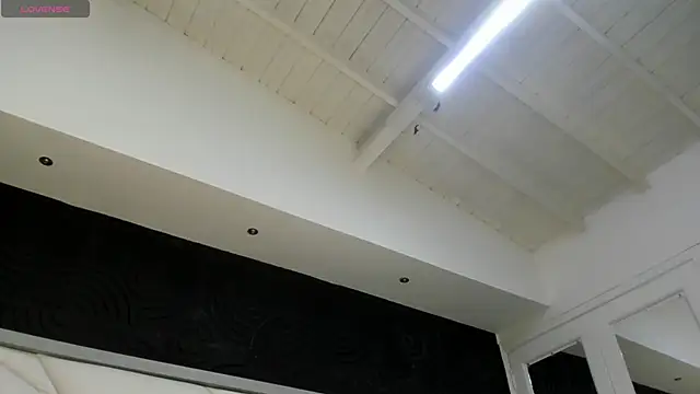 AbigailWilliams  online show from 09.17.25