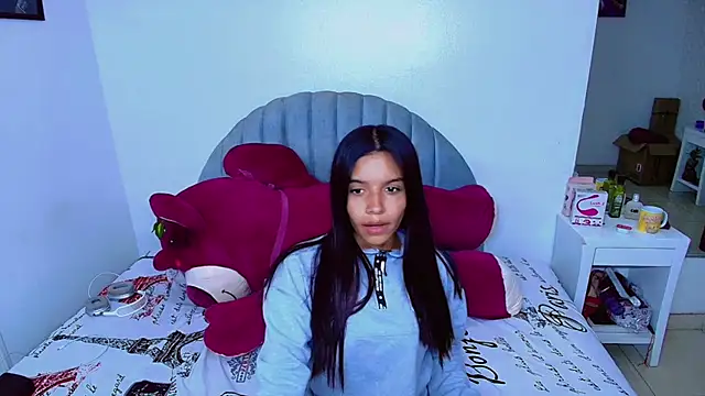 charlotte 0309 online show from 12.04.25