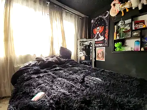 Nyx nayla online show from 12.15.24