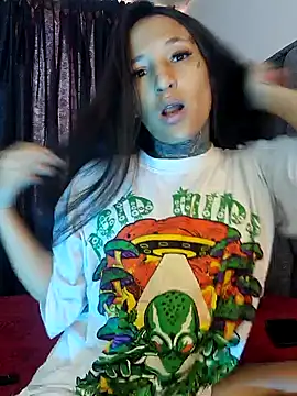 Snapshot of Nicole420squirt chatting on 12.11.24 Nicole420squirt online show from 12.11.24