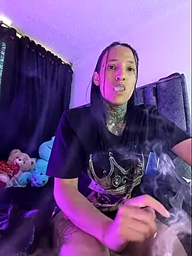 Snapshot of Nicole420squirt chatting on 03.12.25 Nicole420squirt online show from 03.12.25