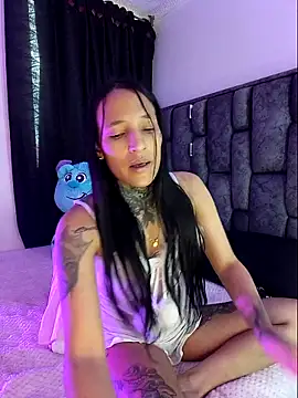 Snapshot of Nicole420squirt chatting on 03.22.25 Nicole420squirt online show from 03.22.25