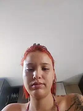 Snapshot of LorenRosse chatting on 01.19.25 LorenRosse online show from 01.19.25