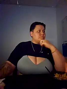 Snapshot of DevilDahm chatting on 12.30.24 DevilDahm online show from 12.30.24