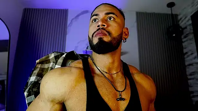 Snapshot of jaxon_colton chatting on 11.28.25 jaxon colton online show from 11.28.25