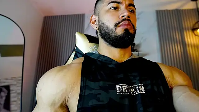 Snapshot of jaxon_colton chatting on 12.01.25 jaxon colton online show from 12.01.25