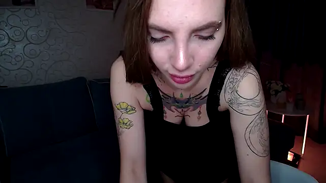 AnneTenet online show from 11.27.25