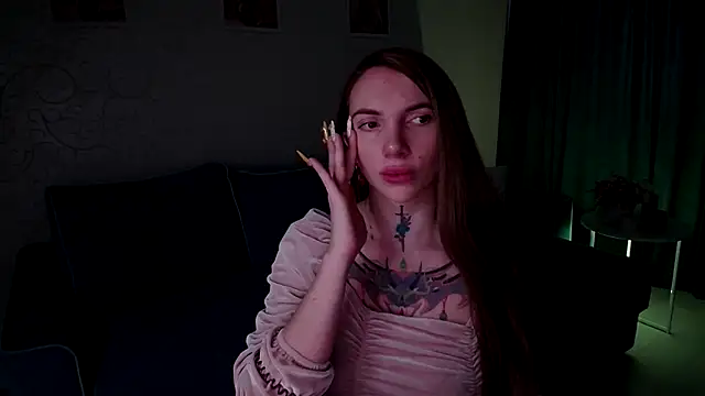 AnneTenet online show from 12.18.25