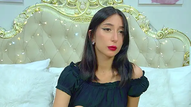 Snapshot of NicoleLimp chatting on 12.29.24 NicoleLimp online show from 12.29.24