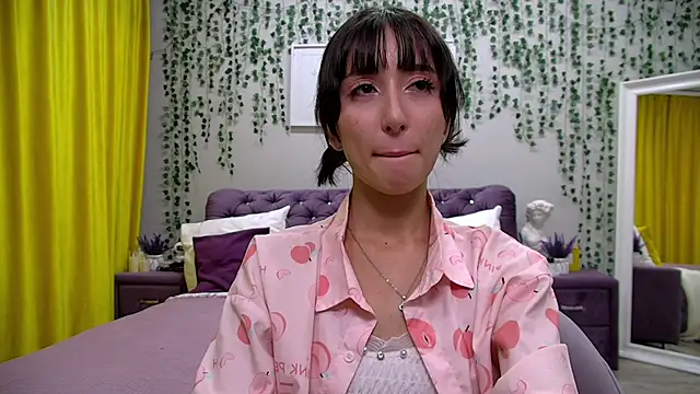 Snapshot of NicoleLimp chatting on 02.03.25 NicoleLimp online show from 02.03.25