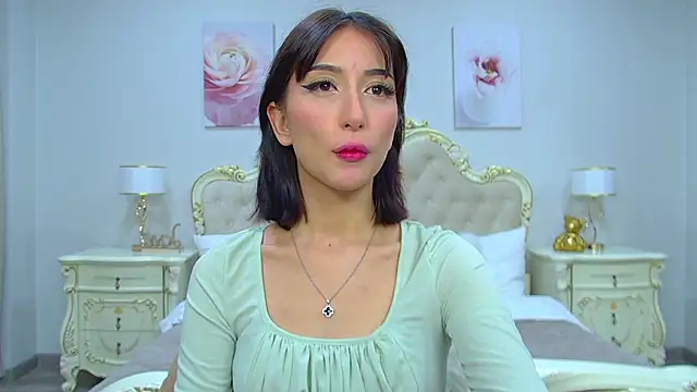 Snapshot of NicoleLimp chatting on 03.17.25 NicoleLimp online show from 03.17.25