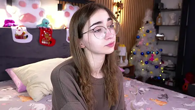 PollyBeev online show from 11.30.25