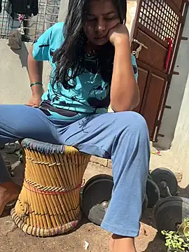 xyztopbeing online show from 12.28.24