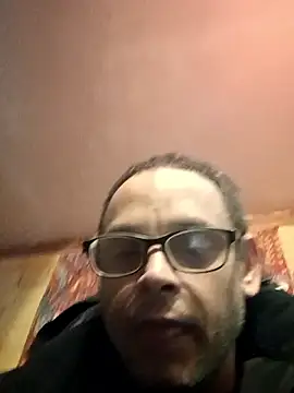 Buffshagswell online show from 12.04.25