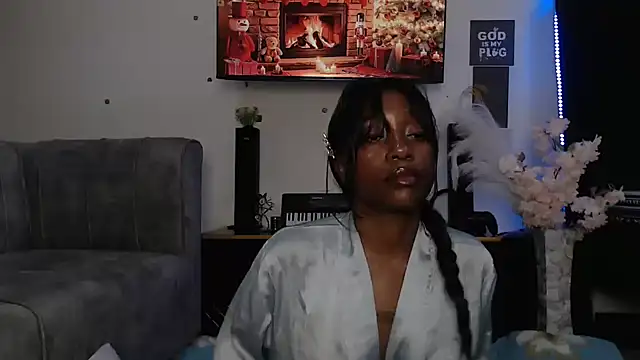 Snapshot of Zuri- chatting on 12.02.25 Zuri- online show from 12.02.25