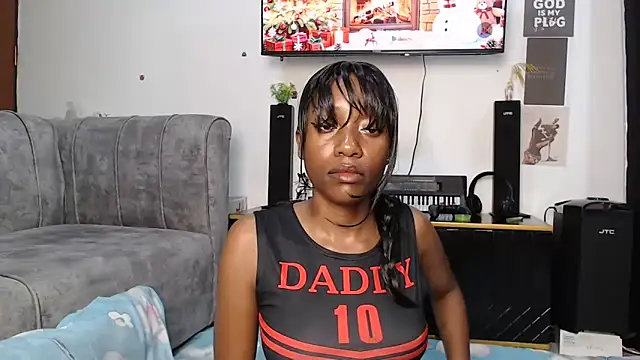 Snapshot of Zuri- chatting on 12.03.25 Zuri- online show from 12.03.25