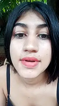 Snapshot of Julix_A chatting on 12.20.24 Julix A online show from 12.20.24