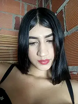 Snapshot of Julix_A chatting on 01.19.25 Julix A online show from 01.19.25