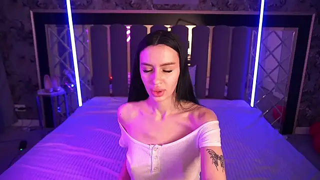 Snow WhiteeeX online show from 03.10.26