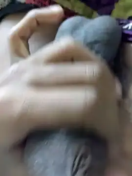 Snapshot of Ssdhaka11 chatting on 12.17.24 Ssdhaka11 online show from 12.17.24