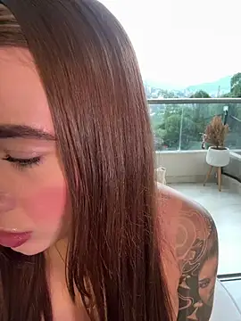 Lanataylor- online show from 04.07.26