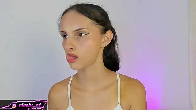 ninaht online show from 04.22.26