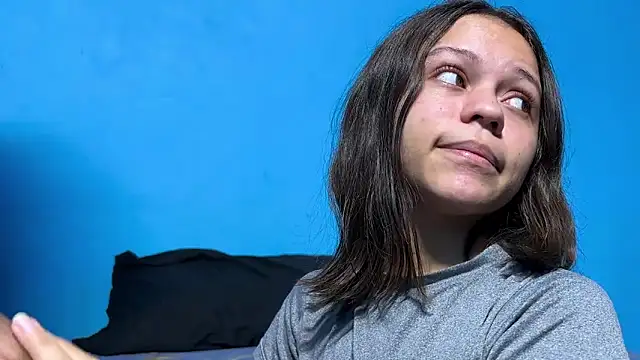 Snapshot of frank_and_claudette chatting on 01.26.25 frank and claudette online show from 01.26.25