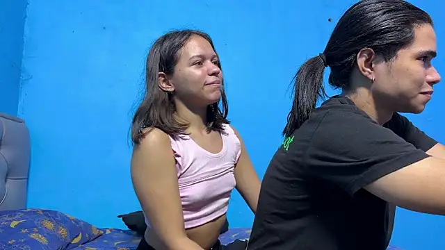 Snapshot of frank_and_claudette chatting on 02.03.25 frank and claudette online show from 02.03.25