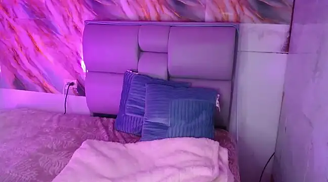 Snapshot of Freyja_01 chatting on 03.09.25 Freyja 01 online show from 03.09.25