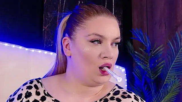 MelanieBrownn online show from 04.22.26