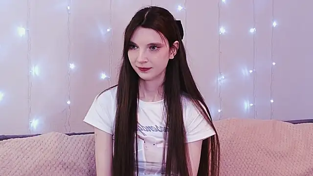 KimWilli online show from 01.19.25