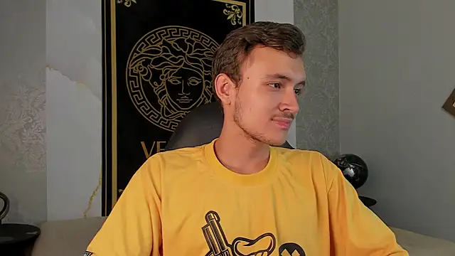 Desmon Clark online show from 01.20.25