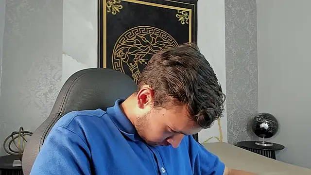 Desmon Clark online show from 01.21.25