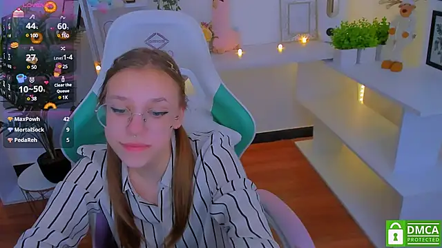 LayriantaVee online show from 01.10.25