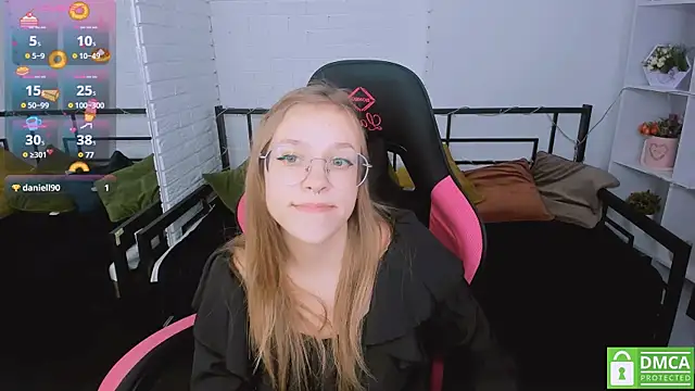 LayriantaVee online show from 01.21.25