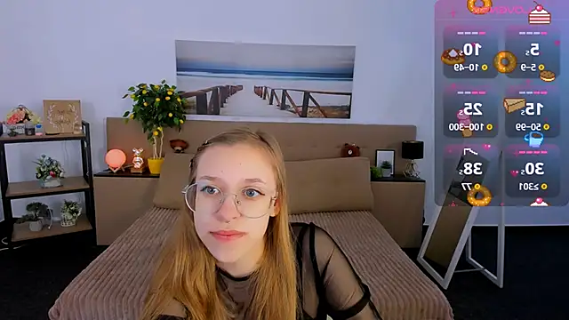 LayriantaVee online show from 02.18.25