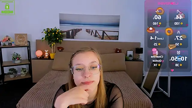 LayriantaVee online show from 02.18.25