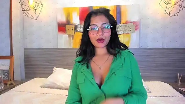 Candys victoria online show from 02.06.25