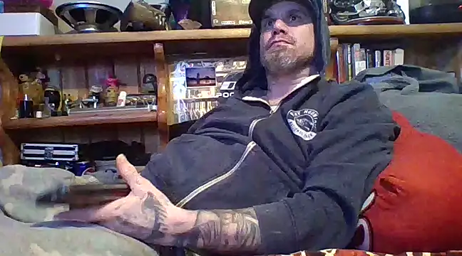 clitstitsandbongrips online show from 02.21.25